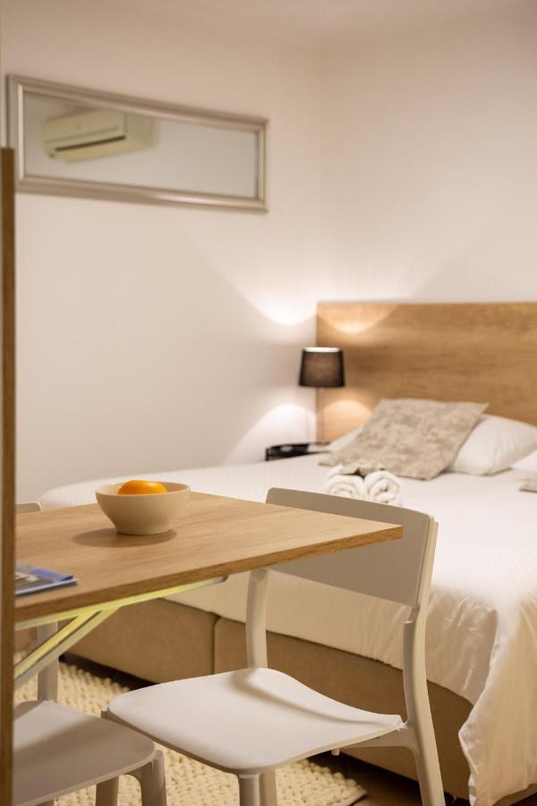Apartments & Rooms Buble Трогир Экстерьер фото