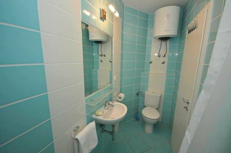 Apartments & Rooms Buble Трогир Экстерьер фото